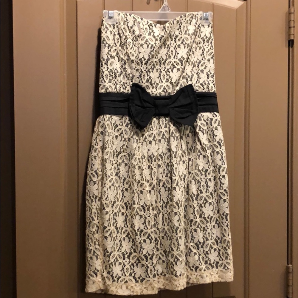 Lace dress